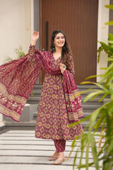 Graceful Soft Cotton Kurta Set