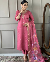 Blossom Gajari Ethnic Kurta-Set