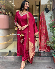 Luxurious Maroon Ethnic Kurta-Set