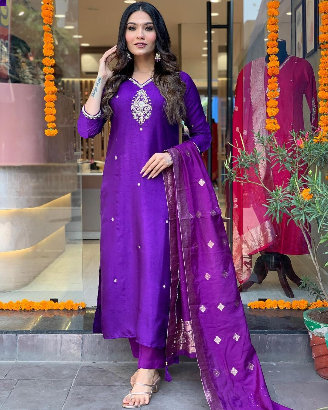 Exquisite Purple Ethnic Kurta-Set