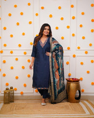 Stunning Rama Ethnic Kurta-Set