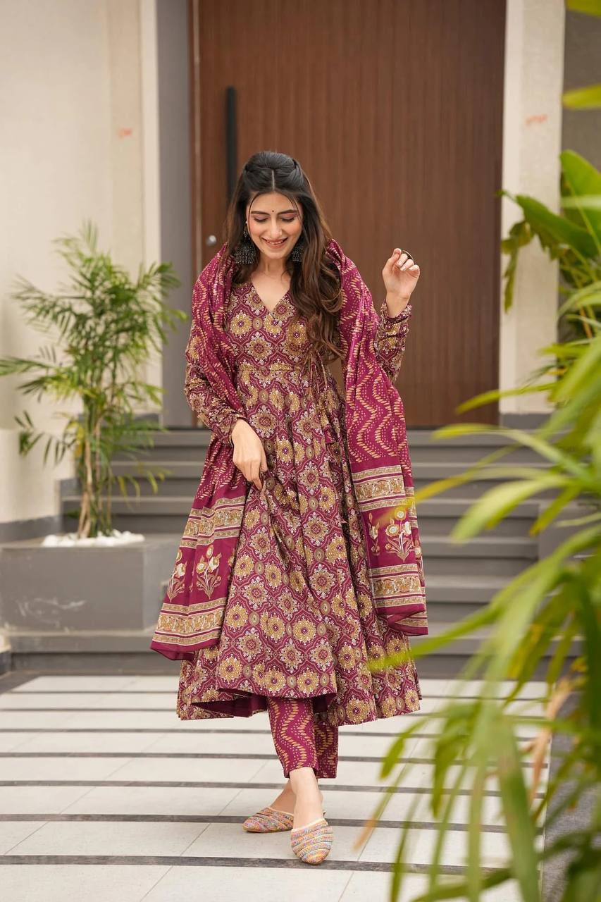 Graceful Soft Cotton Kurta Set