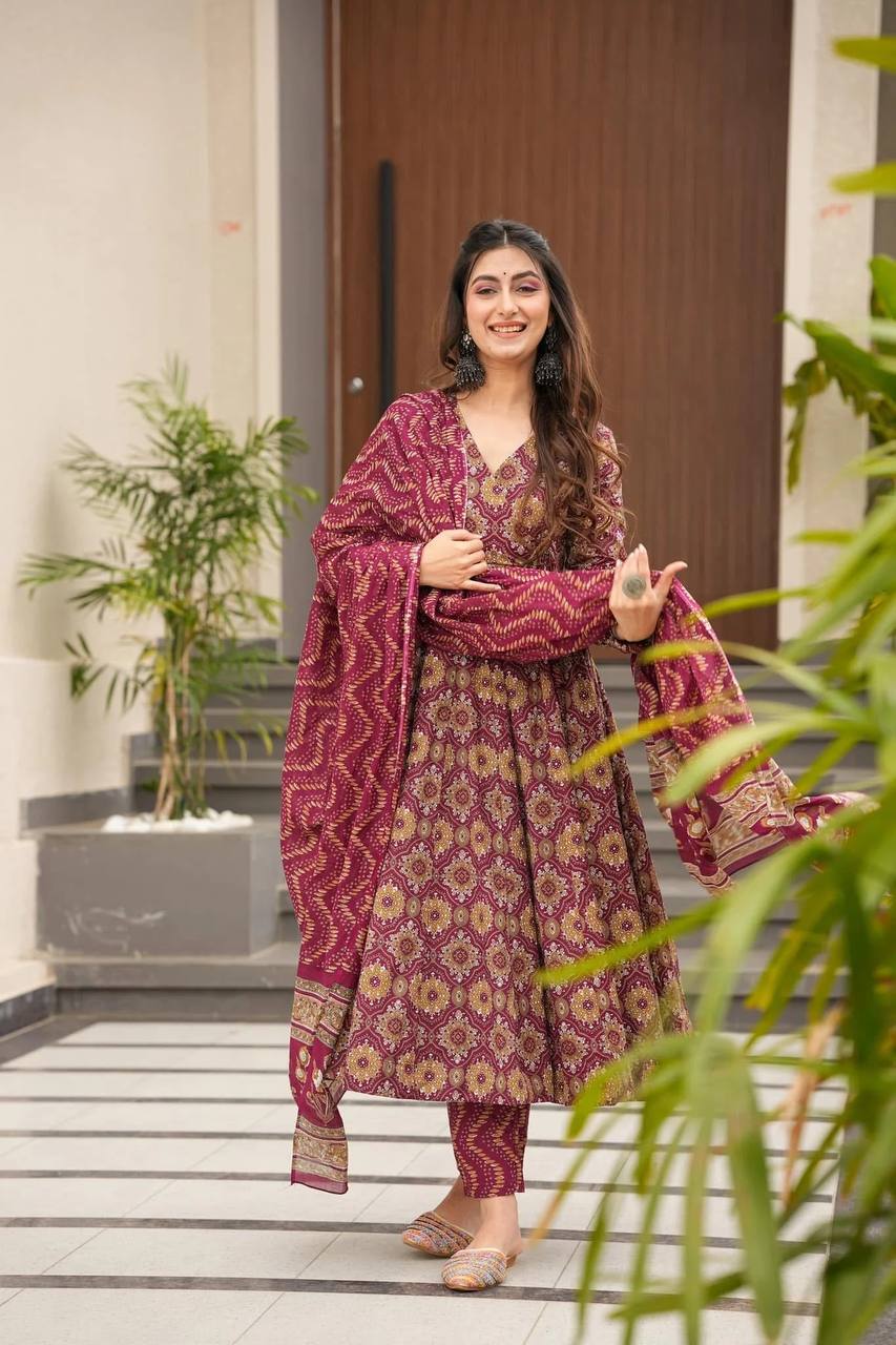Graceful Soft Cotton Kurta Set