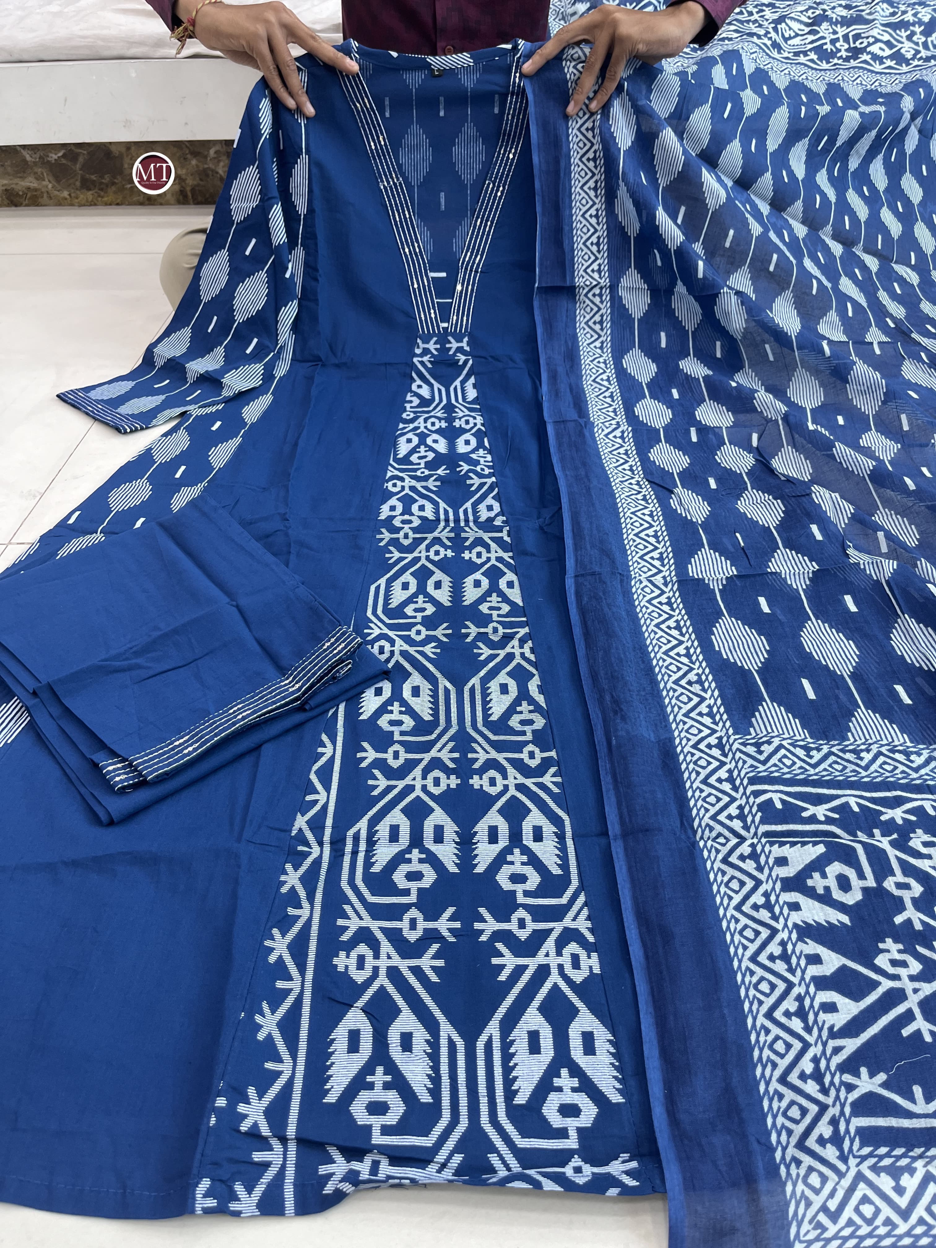 Glorious Blue Ethnic Kurta-Set